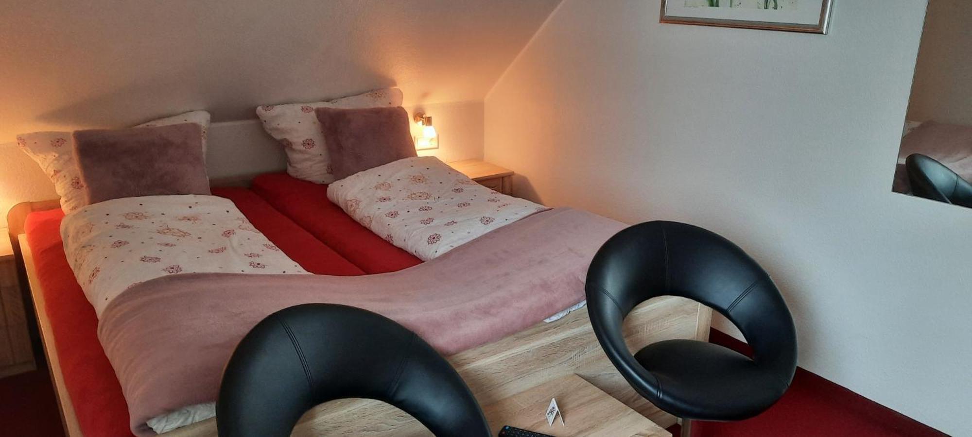 Zum Kreuzberg Hotel